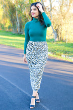 Load image into Gallery viewer, KIM - FITTED MIDI SKIRT PDF PATTERN