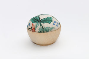 VINTAGE INSPIRED | FLORAL PINCUSHION SET - 1 NATURAL 1 MIDNIGHT (PHYSICAL PRODUCT)