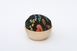 VINTAGE INSPIRED | FLORAL PINCUSHION SET - 1 NATURAL 1 MIDNIGHT (PHYSICAL PRODUCT)